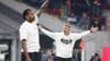 Der Ex-Kaiserslautern-Trainer Markus Anfang (r) könnte bei Fortuna Düsseldorf auf Daniel Thioune folgen. (Archivbild)
