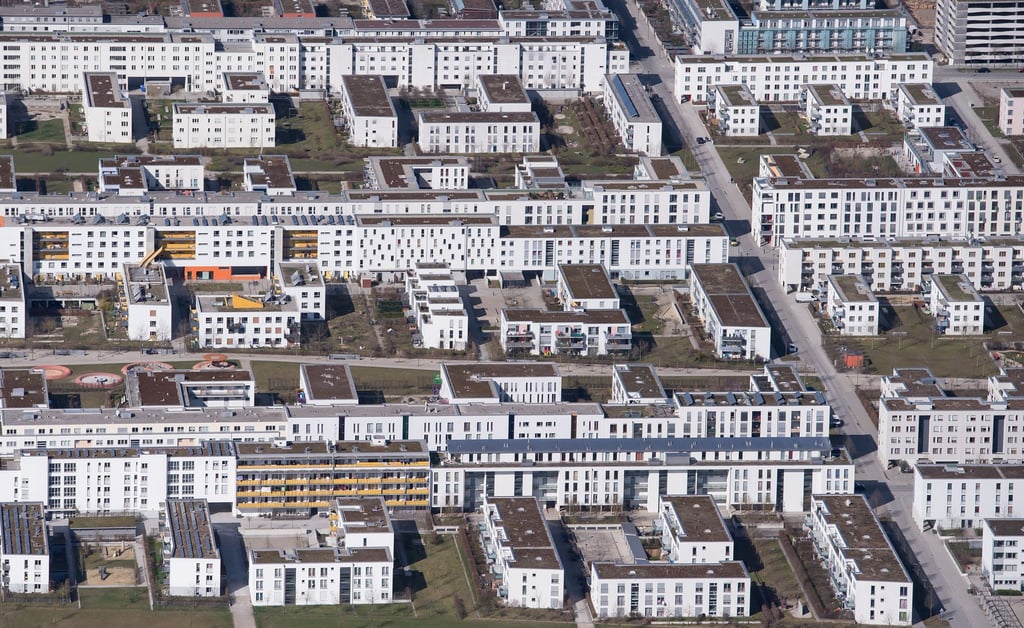 Der Wohnungsmangel in Deutschland zieht nach Analyse des Pestel-Instituts mittlerweile die gesamtwirtschaftliche Entwicklung in Mitleidenschaft. (Symbolbild)