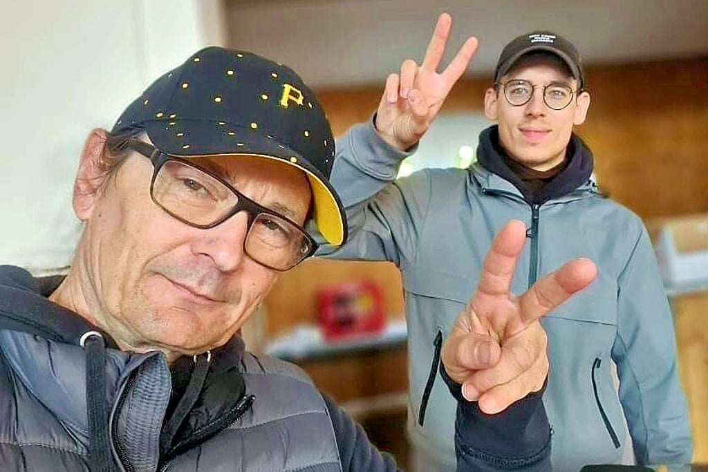 Mario Pacholski (li.) und Breakdance Workshopleiter Vladi aus Leipzig