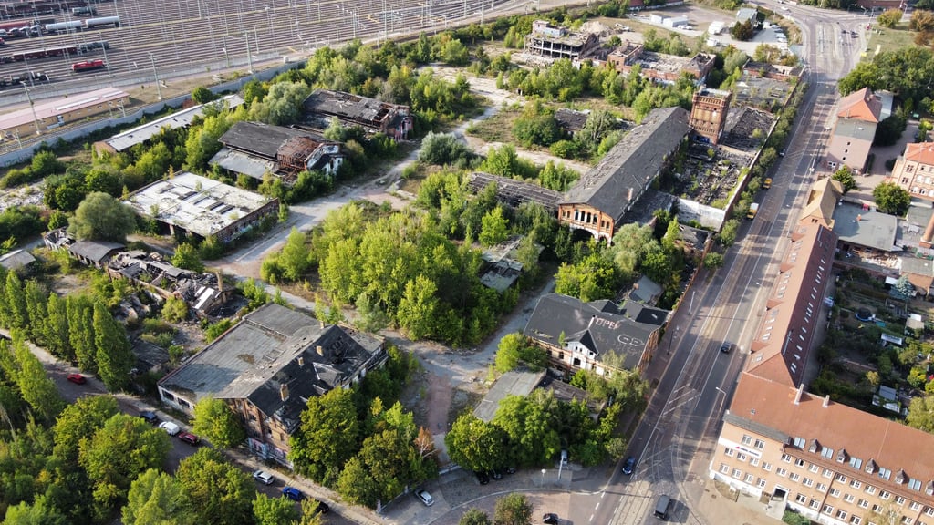 Das weitläufige Areal des „alten Schlachthofs“ an der Freiimfelder Straße in Halle soll bald neu bebaut werden.