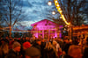 Der Wintermarkt der Schweizer Milchkuranstalt im Fürstenwallpark Magdeburg hat sich zum Besuchermagneten entwickelt. Er wird auch am 20. Dezember öffnen.