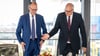 Bundeskanzler Friedrich Merz (CDU) ist zum Antrittsbesuch bei der Bremer Landesregierung in Bremerhaven.