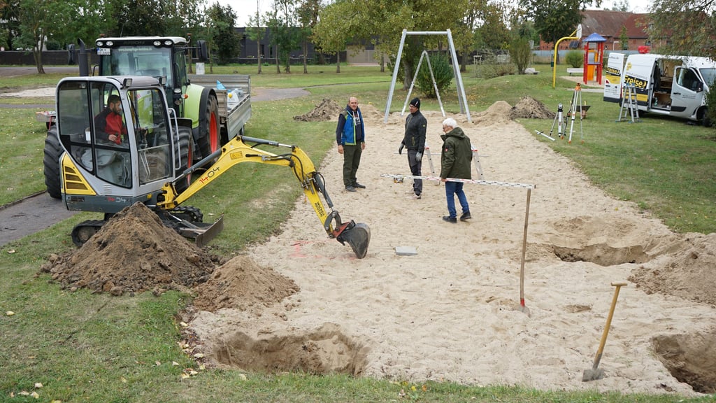 Endlich: Seilbahn in Glindenberg wird aufgebaut.