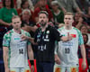 SCM-Trainer Bennet Wiegert ist mit seiner Mannschaft, hier Omar Ingi Magnusson (14) und Gisli Kristjansson (10), ordentlich im Spiele-Stress. 