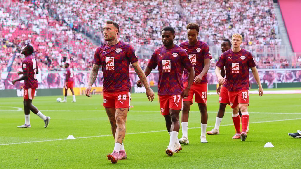 David Raum (l.) und sein Teamkollege Ridle Baku (2.v.l.) spielen auch beim DFB zusammen.