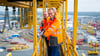 Bei seinem Antrittsbesuch bei der Bremer Landesregierung hat Bundeskanzler Friedrich Merz den Hafen in Bremerhaven besichtigt.