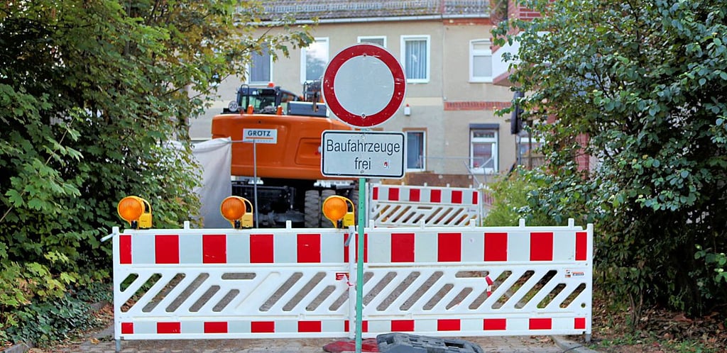 Bei den gegenwärtigen Arbeiten in der Kirchstraße soll nun auch ein neuer Stromkasten eingebaut werden.