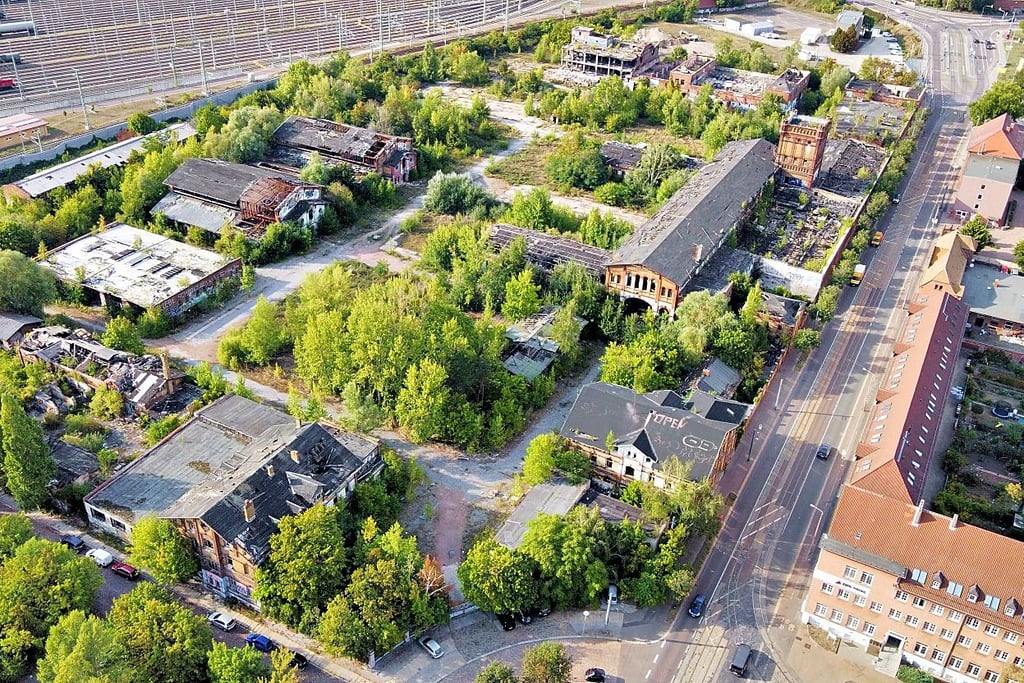 Das weitläufige Areal des „alten Schlachthofs“ an der Freiimfelder Straße in Halle soll bald neu bebaut werden.
