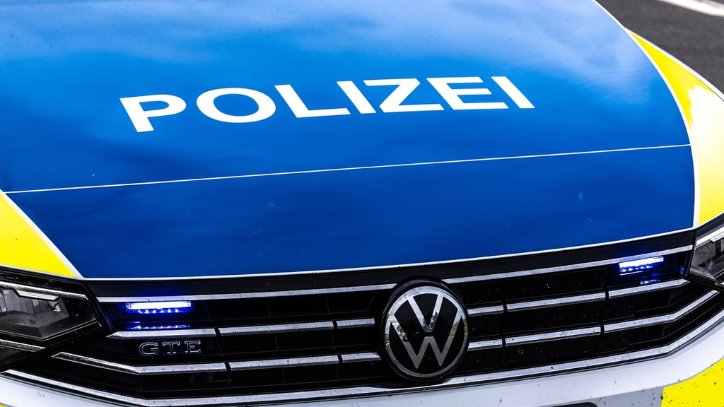 „Die Spuren und Videoaufnahmen befinden sich in der Auswertung“, sagte Polizeisprecher Marco Kopitz.