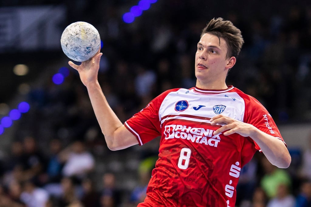 Rückraumspieler Frederik Simak ist seit 2020 für den TBV Lemgo Lippe aktiv