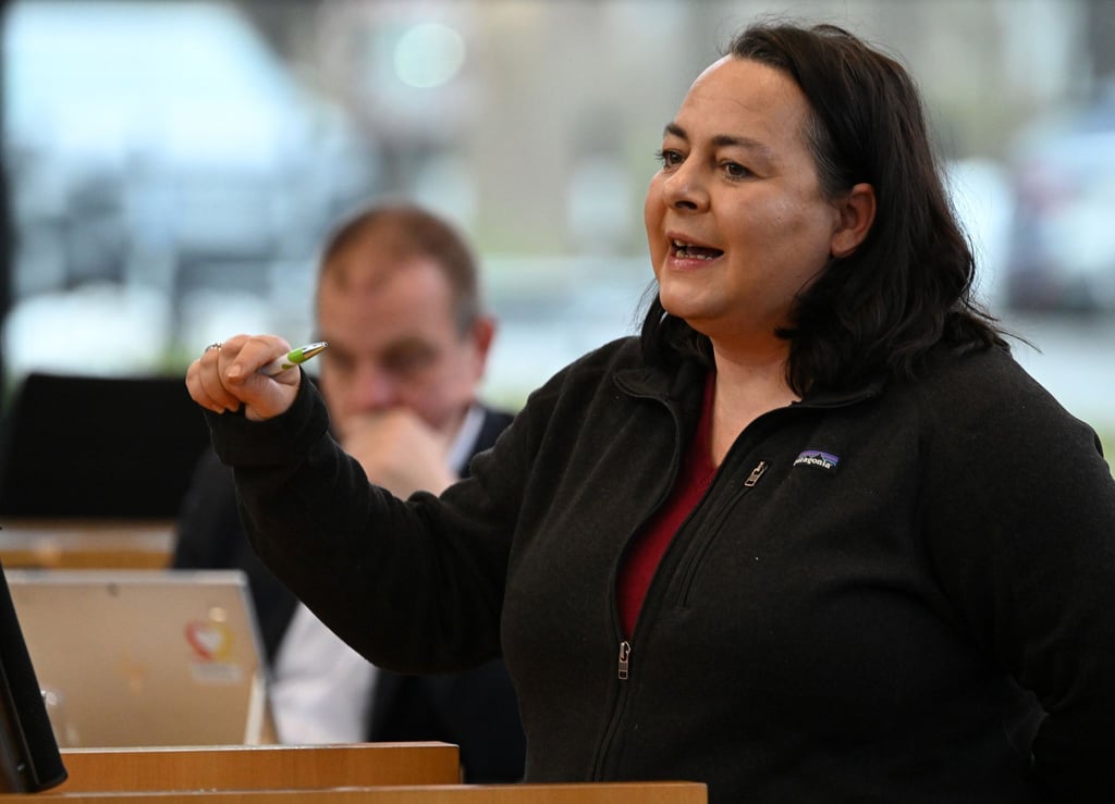Die Thüringer Linke-Abgeordnete Katharina König-Preuss hält nichts von Plänen auf EU-Ebene zur Chatkontrolle. (Archivbild)
