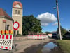 Hier ein älteres Bild aus dem Ort. Erst Ende Juni hatte es in Piethen eine Sperrung gegeben nach einem Rohrbruch.