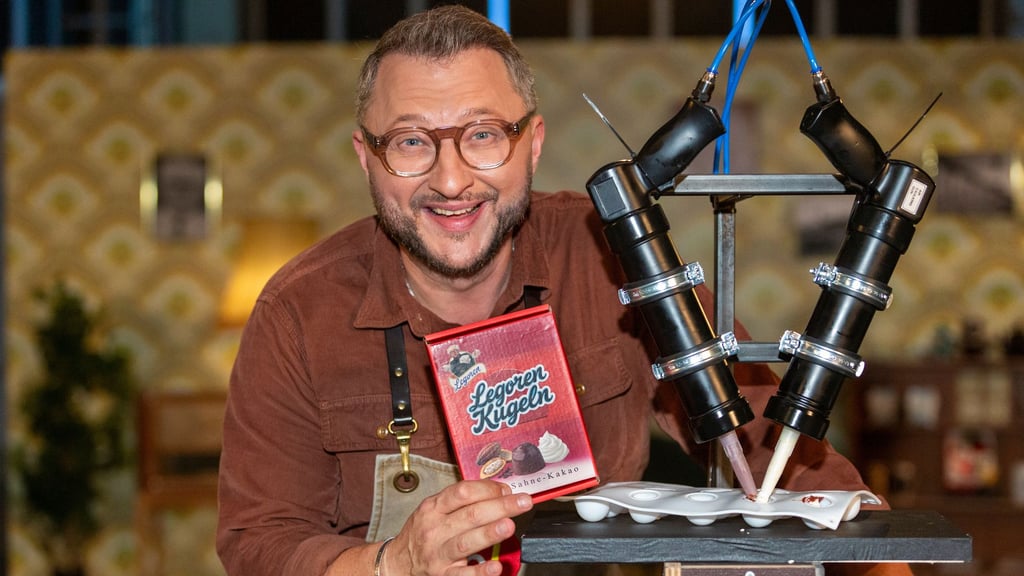 Sebastian Lege ist TV-Koch und Lebensmittelexperte. Für die ZDF-Sendung "Besseresser" testete er nun DDR-Klassiker.