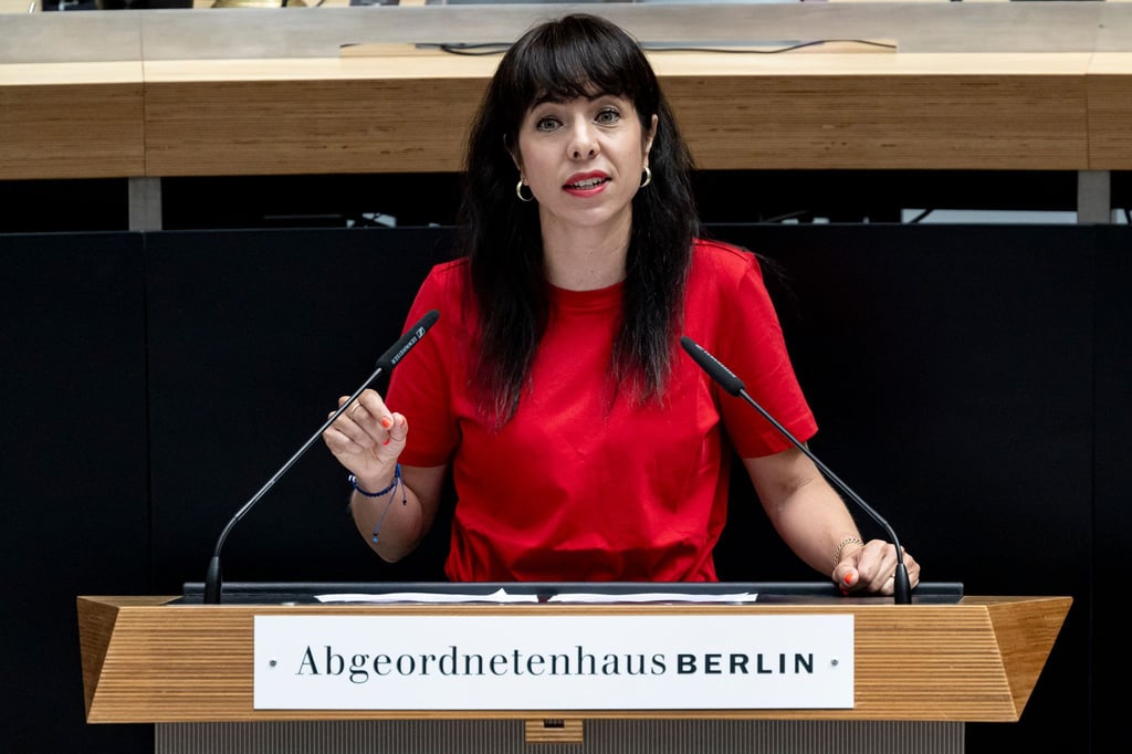 Elif Eralp ist seit 2021 Mitglied des Berliner Abgeordnetenhauses. (Archivbild)