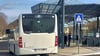 Wenn es nach den Zeitzern geht, dann sollten vom Busbahnhof Busse in allte Ortschaften fahren – auch noch am Abend.  