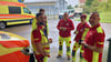 Schichtwechsel in der Rettungswache Gräfenhainichen: Frank Schneider, Lucie Frömmichen, Daniel Müller, Julia Wegener und Mike Hensel (v.l.n.r.)