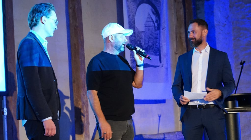 FCM-Geschäftsführer Martin Geisthardt, Stadionsprecher Jens Höhnel und AWG-Geschäftsführer Steffen Mairose.