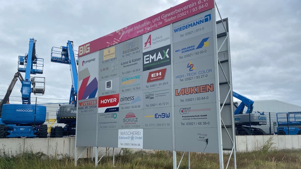 Im Gewerbegebiet in Burg gibt es erneut eine Schließung eines großen Unternehmens.