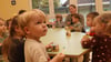 Einen Tag nach Eröffnung der Kita „Les petits amis“ in Barleben wurden die Kinder mit Eis überrascht.