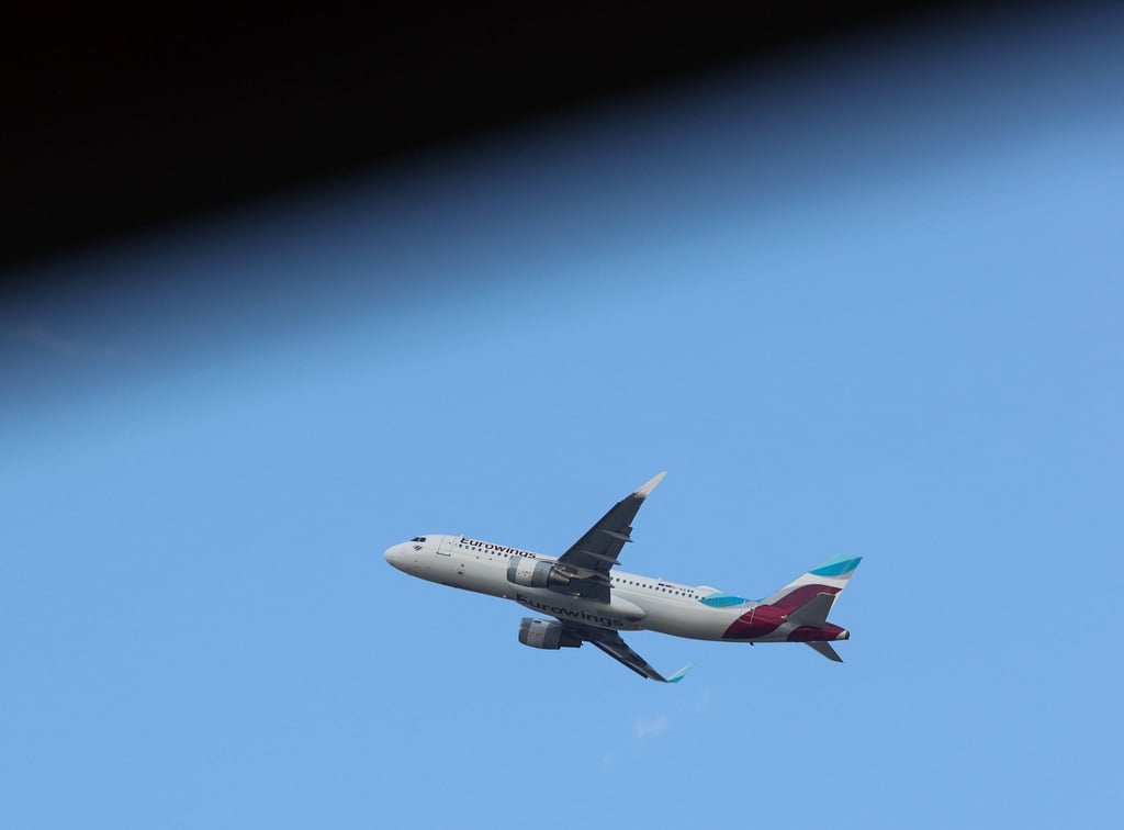 Am Mittwochabend musste ein Eurowings-Flieger kurz nach Abflug wieder zum Hamburg Airport zurückkehren. (Archivbild)