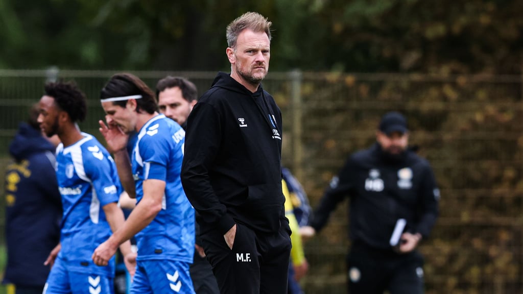 Die Profis des 1. FC Magdeburg haben Trainer Markus Fiedler eiskalt fallen lassen.