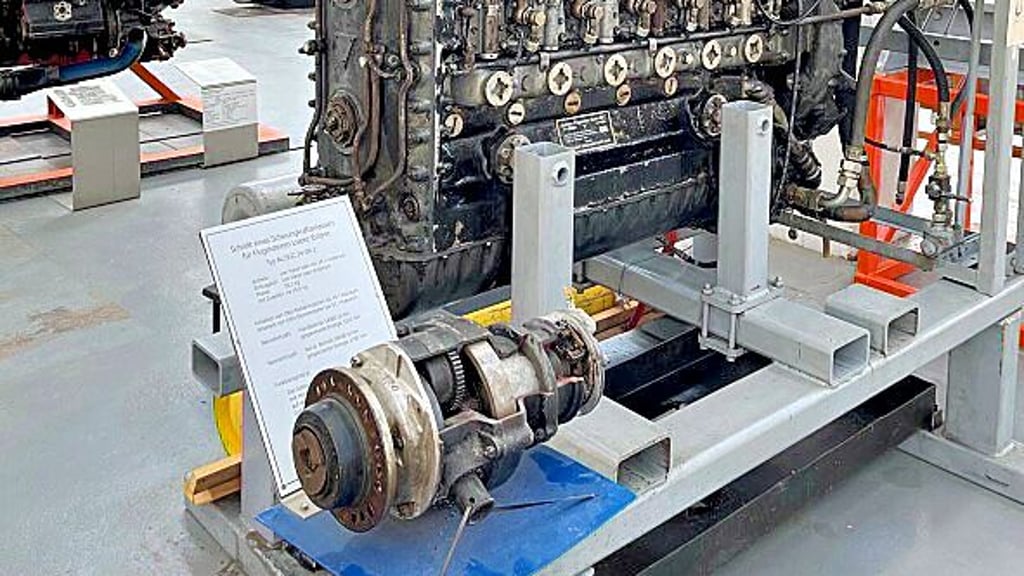 Auch dieser historische Junkers-Motor wird an dem Tag in Betrieb genommen.