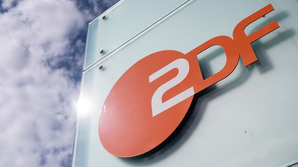 Große Änderung im ZDF: Nach 15 Jahren werden die Programme des Hauptsenders sowie einiger Spartensender ab dem 18. November 2025 nur noch in HD-Qualität ausgestrahlt.