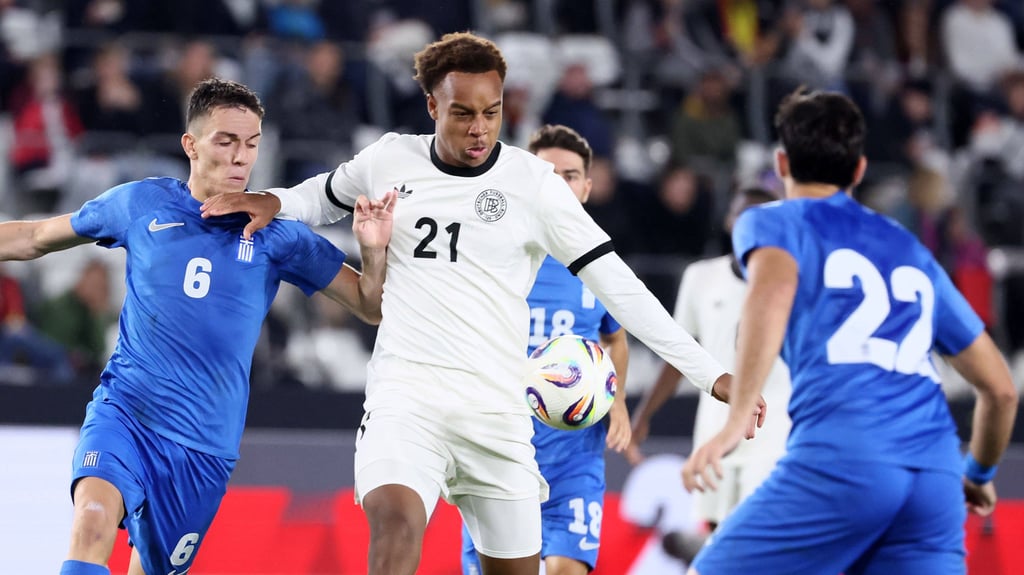 RB-Profi Assan Ouedraogo bei seinem Debüt für die deutsche U21 gegen Griechenland