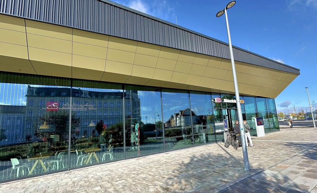 Wer am Wochenende vom Bahnhof Bitterfeld aus eine Reise antreten möchte, muss mit Einschränkungen rechnen.