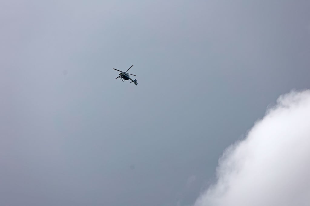 Die Hubschrauber-Crew blieb unverletzt. (Symbolbild)