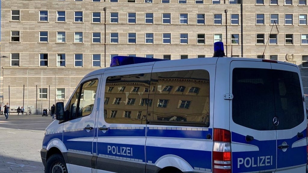 In der Vergangenheit kam sogar mal die Polizei im Ratshof von Halle zum Einsatz. Ab sofort patroulliert eine private Sicherheitsfirma.