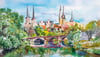 Farbenfrohe Domstadt: Maryna Cherepchenkos Blick auf Merseburg ziert den neuen Merseburg-Kalender 2026 von Merco. 