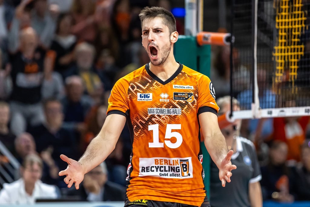 Moritz Reichert steht mit den BR Volleys im Finale des Supercup.