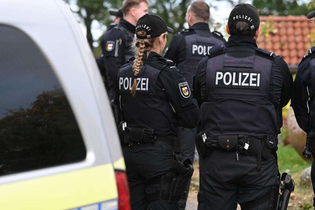 Der Junge hatte nach Polizeiangaben am Freitag mit Erlaubnis das Haus verlassen.