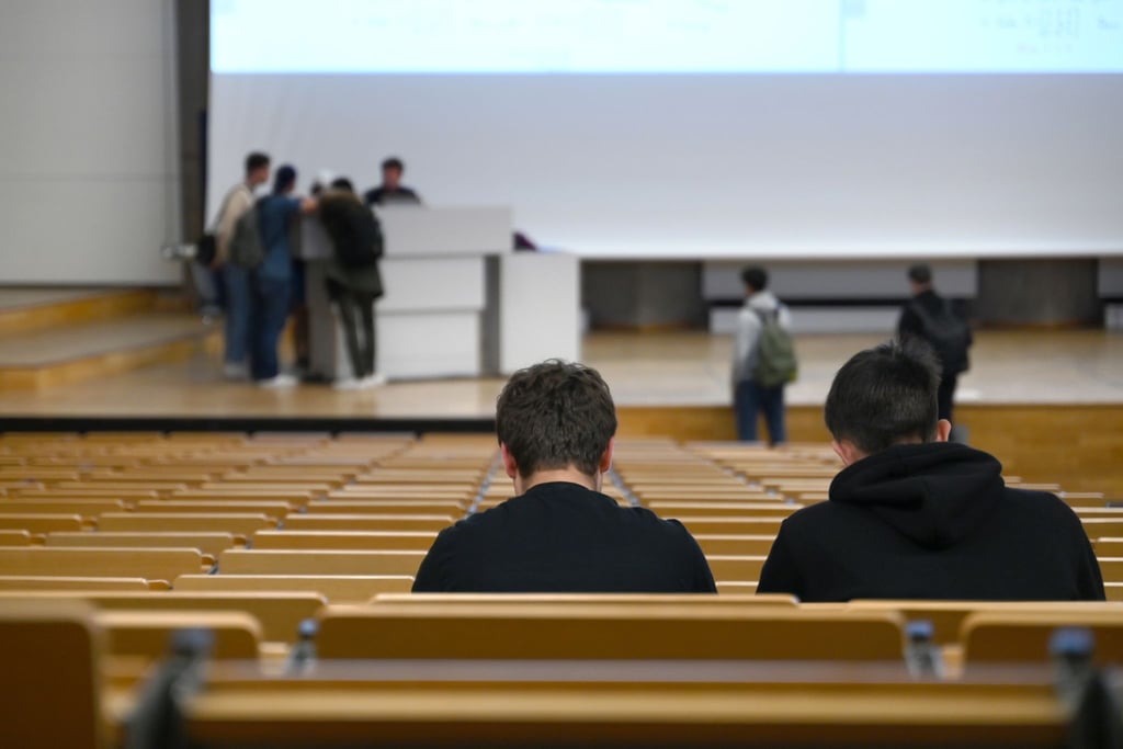 Schätzungsweise 203.000 Studentinnen und Studenten werden insgesamt den Berliner Hochschulen erwartet. (Symbolbild)