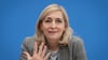 Ministerin Warken will Beitragserhöhungen abwenden. (Archivbild)