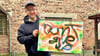 Betreuer Florian  Wendt  ist  voll mit in das Graffiti-Projekt  integriert  gewesen.