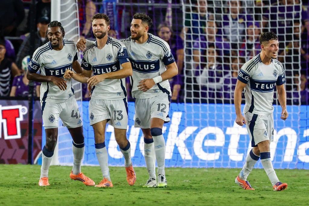 Thomas Müller jubelt mit den Vancouver Whitecaps über seinen Treffer in der Nachspielzeit zum 2:1-Erfolg in Orlando.