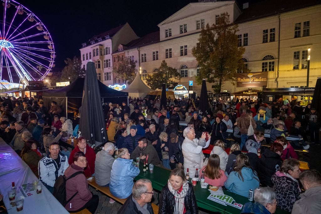 Der Altmarkt am Samstagabend