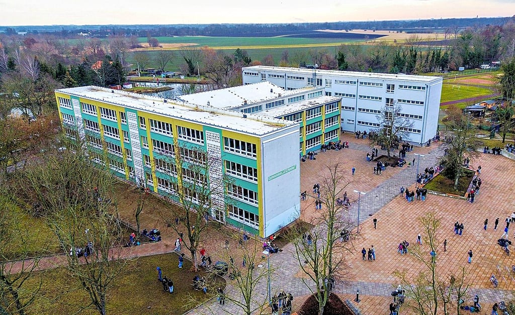 Das Herder in Merseburg ist mit mittlerweile über 1.000 Schülern die größte Schule im Saalekreis.