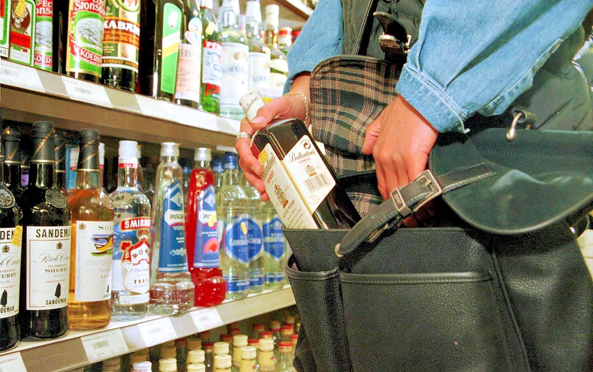 Kriminalfälle aus dem Salzlandkreis: Der Ladenschreck aus dem Salzlandkreis: Ein Polizist erinnert sich an Fälle aus der Region