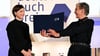 Elmiger erhält den Preis an ihrem 40. Geburtstag