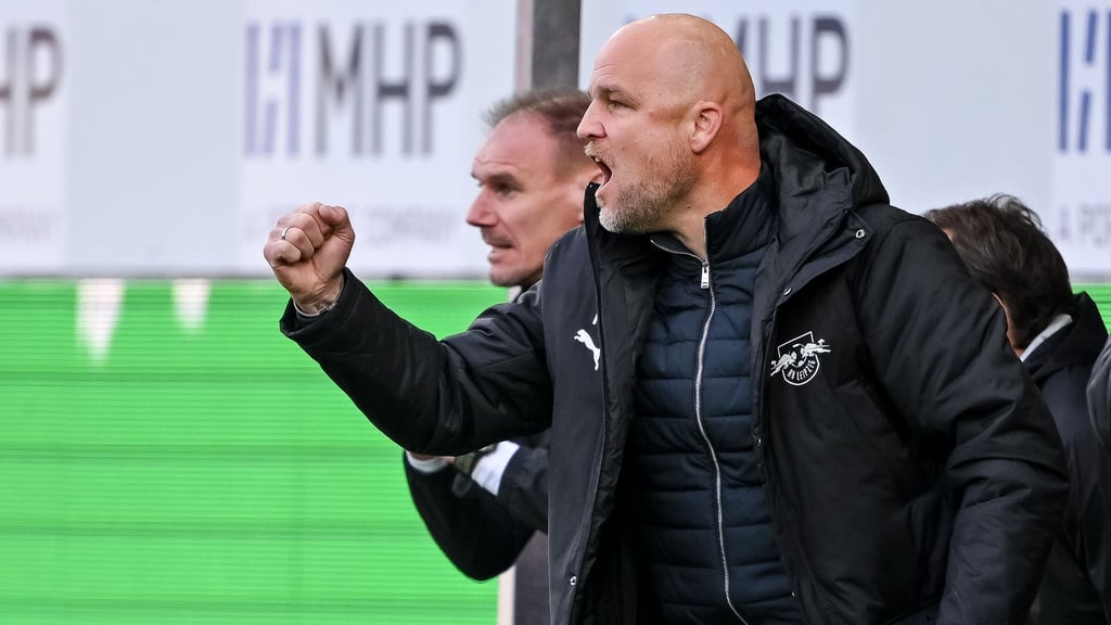 Schröder auf dem Weg zu Borussia Mönchengladbach.