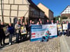 Dank vom Kulturstammtisch an die Sponsoren vor der Historischen Gerberei, die auch bei der Museumsnacht dabei ist.