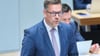 Der Senat hält das Phänomen junger und internetaffiner Rechtsextremisten nicht für vorübergehend.