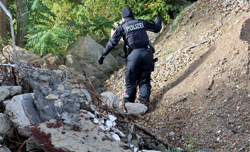 Die Polizei hatte tagelang nach Fabian gesucht. (Bild vom Montag)