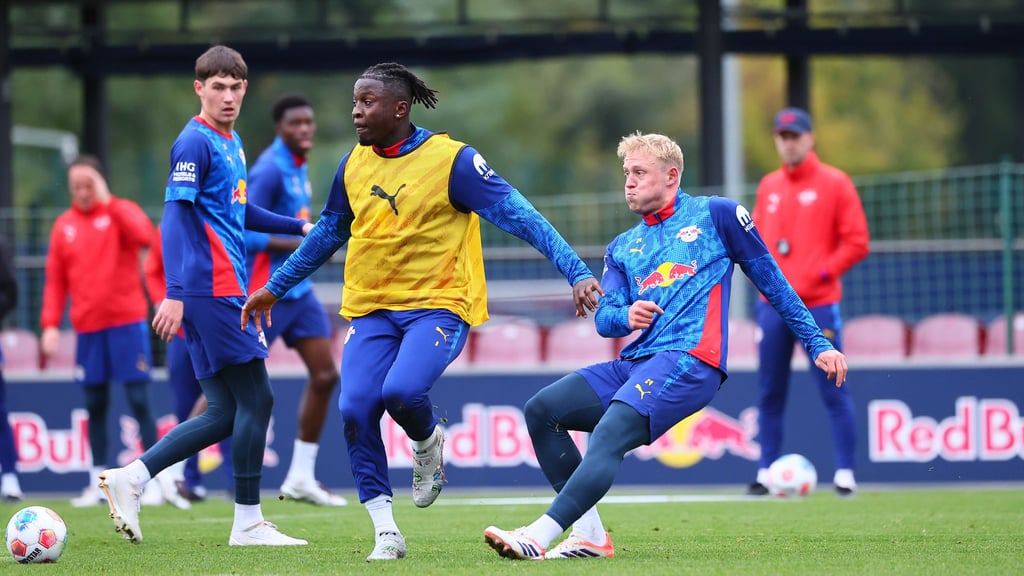 Zurück im Team: Xaver Schager (rechts).