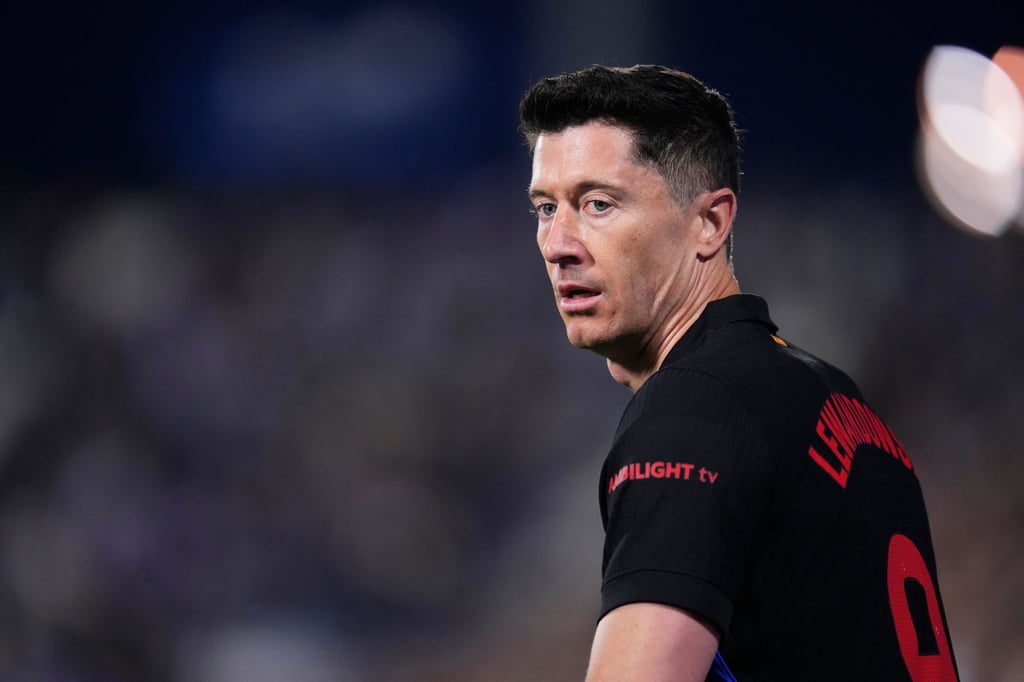 Fällt wegen einer Muskelverletzung vorerst aus: Robert Lewandowski