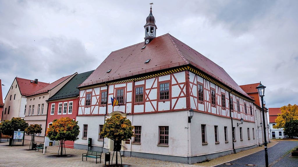 Das Gräfenhainichener Rathaus und die Nebengebäude haben nach wie vor einen enormen Investitionsbedarf.