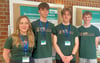 Tessa Seyfert, Janusz Kohnert und Frederik Tiede (v.l.) konnten mit ihrer „Kühlbox“ den Sonderpreis beim BUW ergattern. Tim Peplinski (r.) überzeugte mit seinem „Osmose“-Projekt .